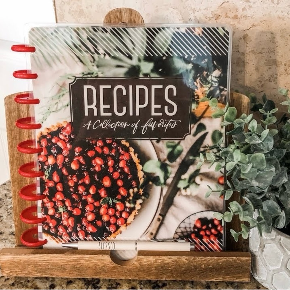 The Happy Planner Recipe Organizer with Red and Black Design